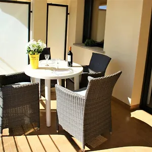 Appartement En Roses A 2 Minutos De La Playa Con Vista Al Mar, Gérone